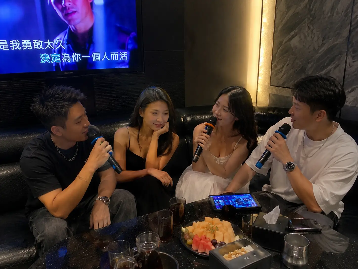 酒店妹與傳播妹